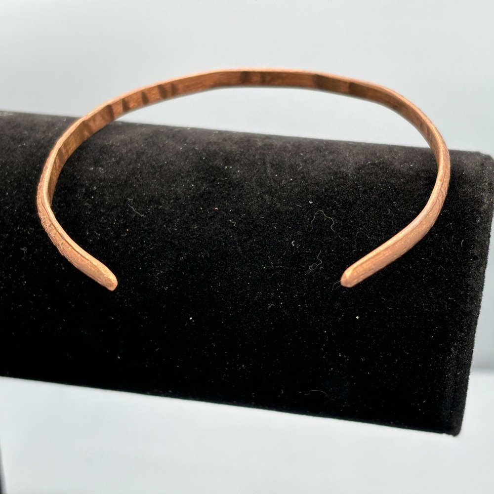 Textured Copper Bangle Bracelet - image 4